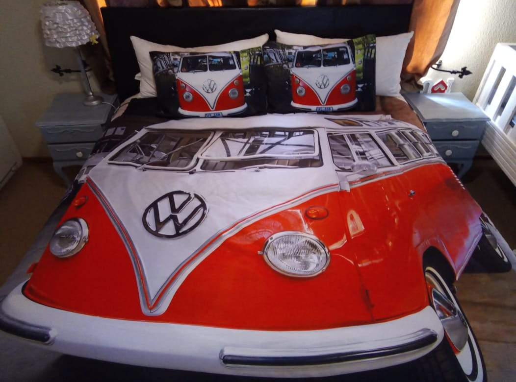 Red Volkswagen Kombi Duvet Cover Set